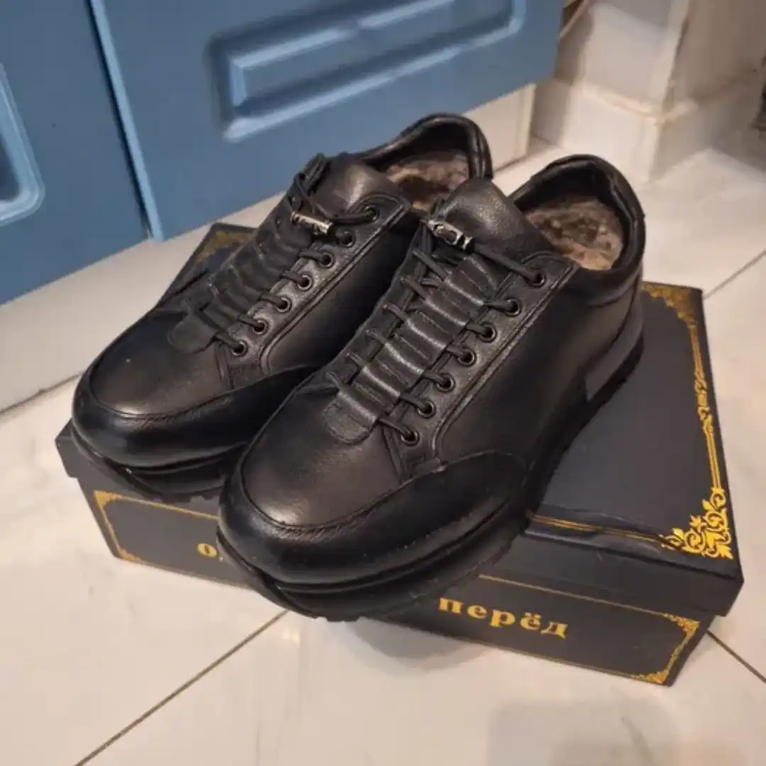 Sepatu Varo Terbaru
